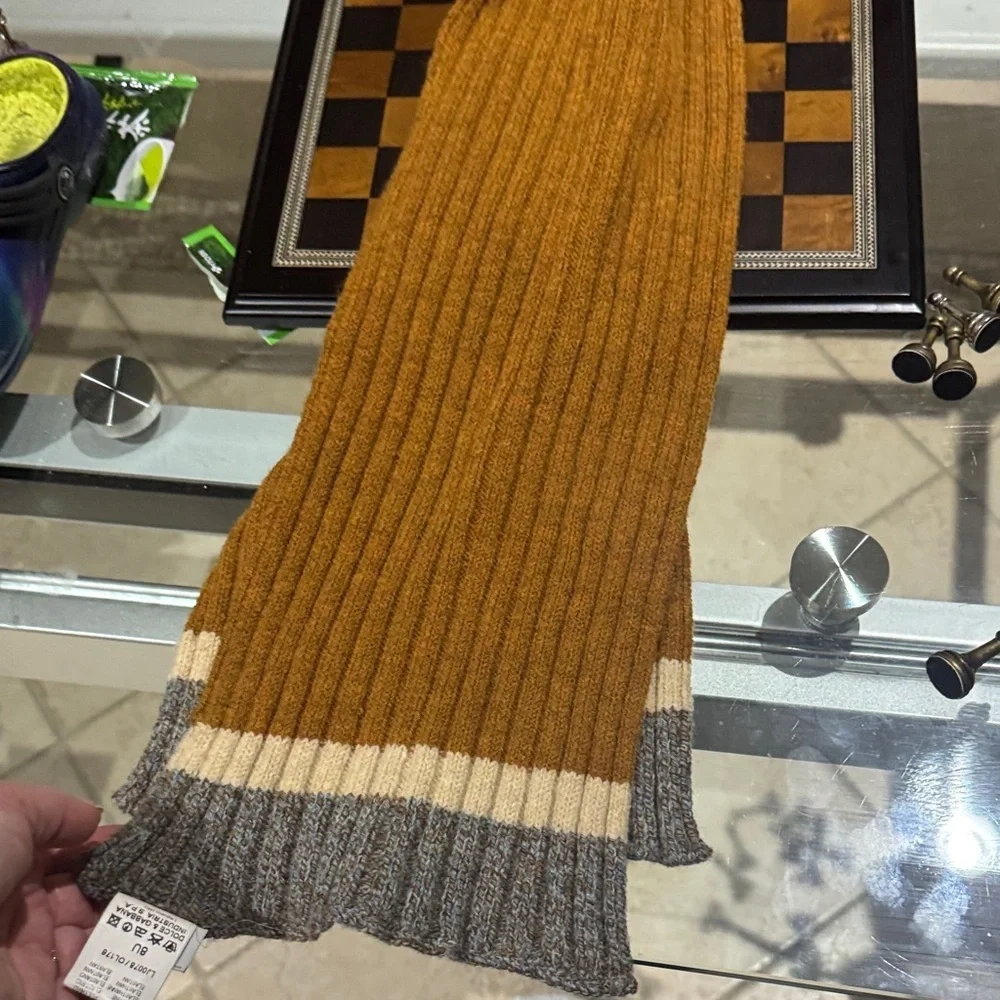 D&G Kids Tan and Gray Mittens Set